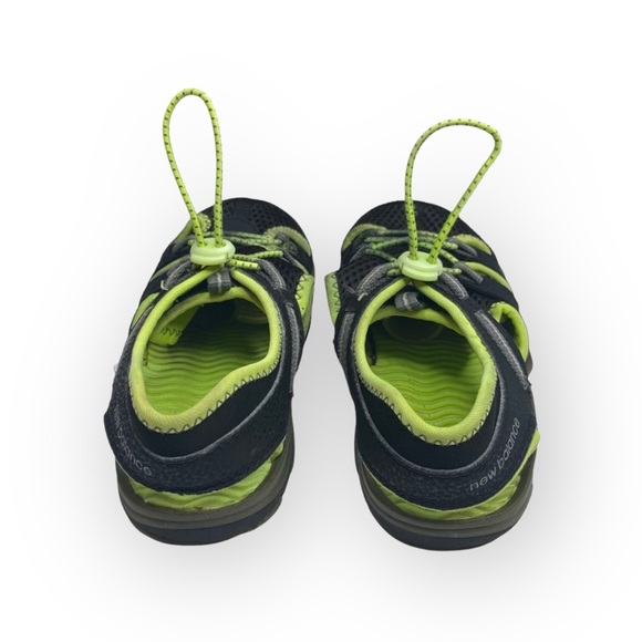 New Balance 𓆉 Adirondack Outdoor Adventure Sandal 𓆉 Black Neon Green 𓆉 Kids 2 - Picture 6 of 16